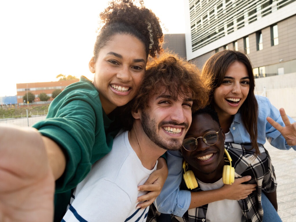 As the Summer fades and Fall blows in a new academic year, Johnson Family Orthodontics helps students go back to school with Invisalign.